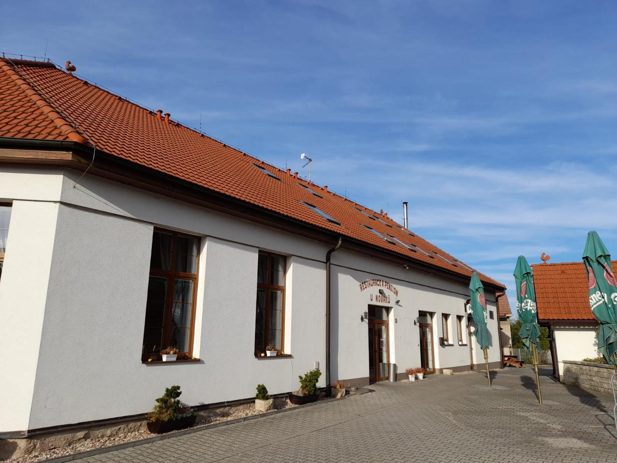 Penzion A Restaurace U Novaku Bítovany Exterior photo
